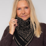 BC Bex triangle scarf black/taupe