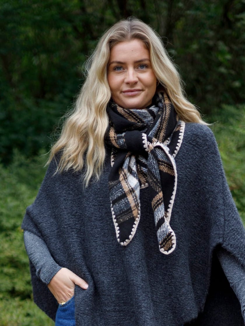BC Leoni chequered scarf black - Online-Mode