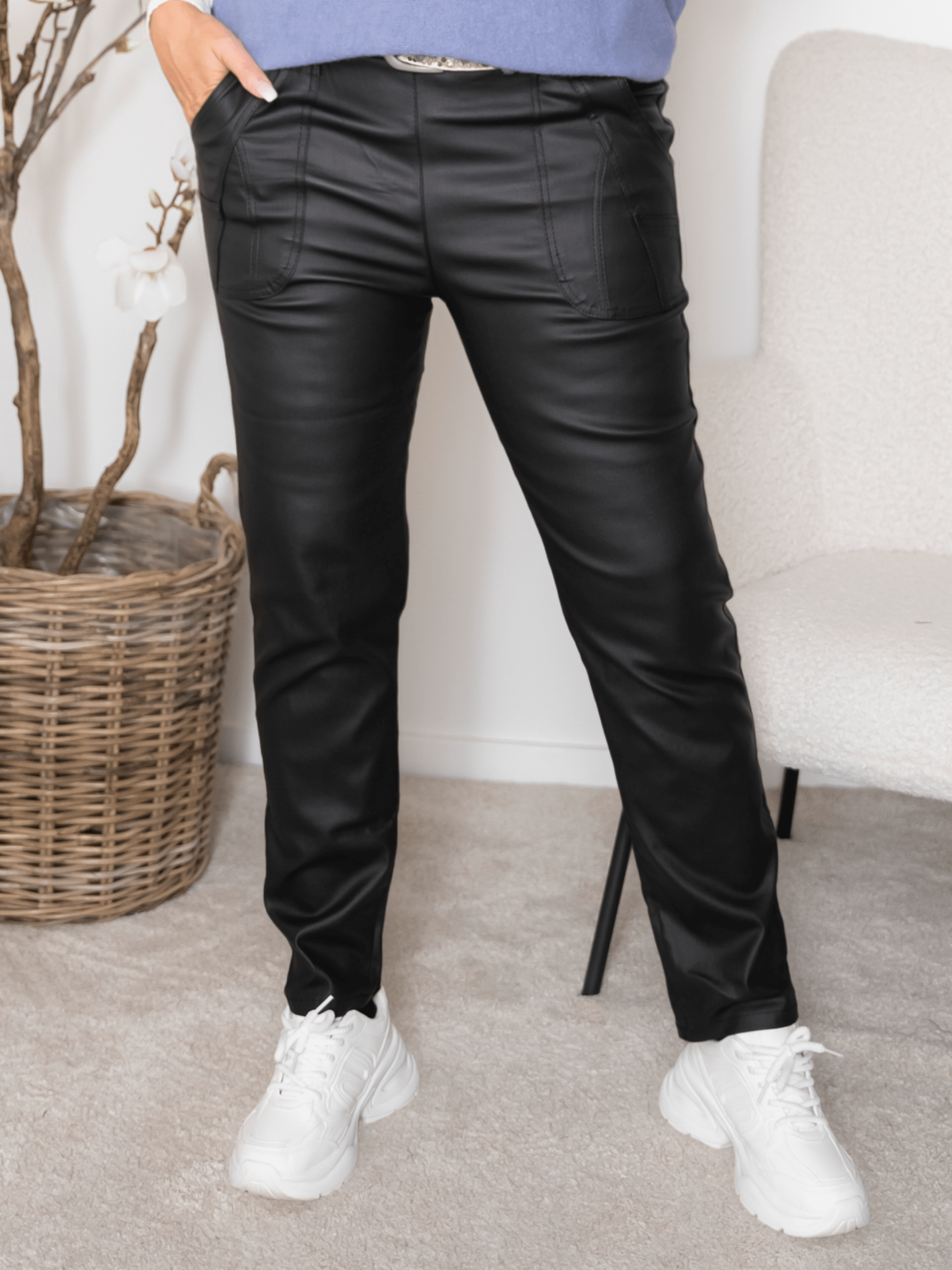 Kiana coated pants black - Online-Mode