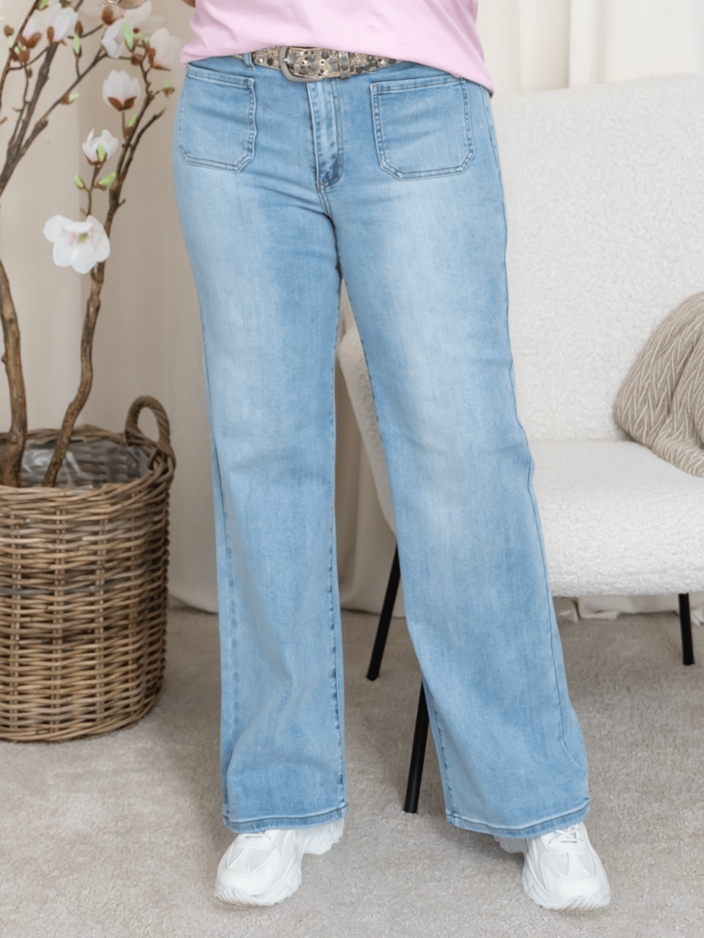 LEV 5 - 7 dg Kaffe KAkarla HW wide jeans light blue denim - Online - Mode