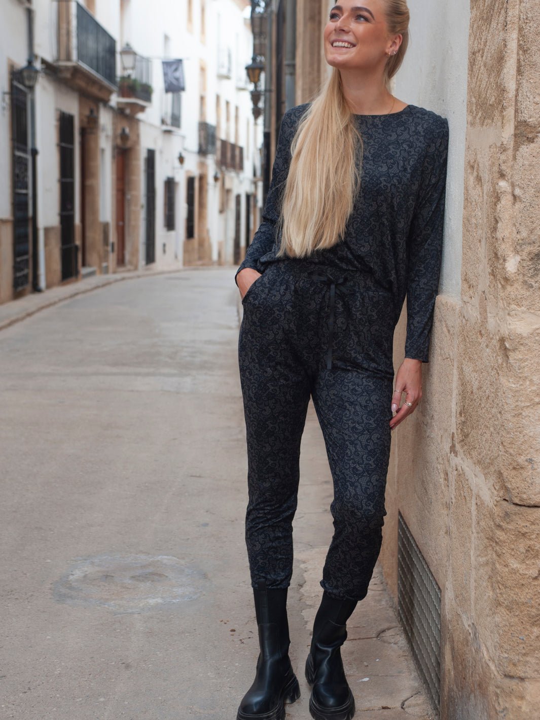 Liberté Alma LS top black grey lace - Online - Mode