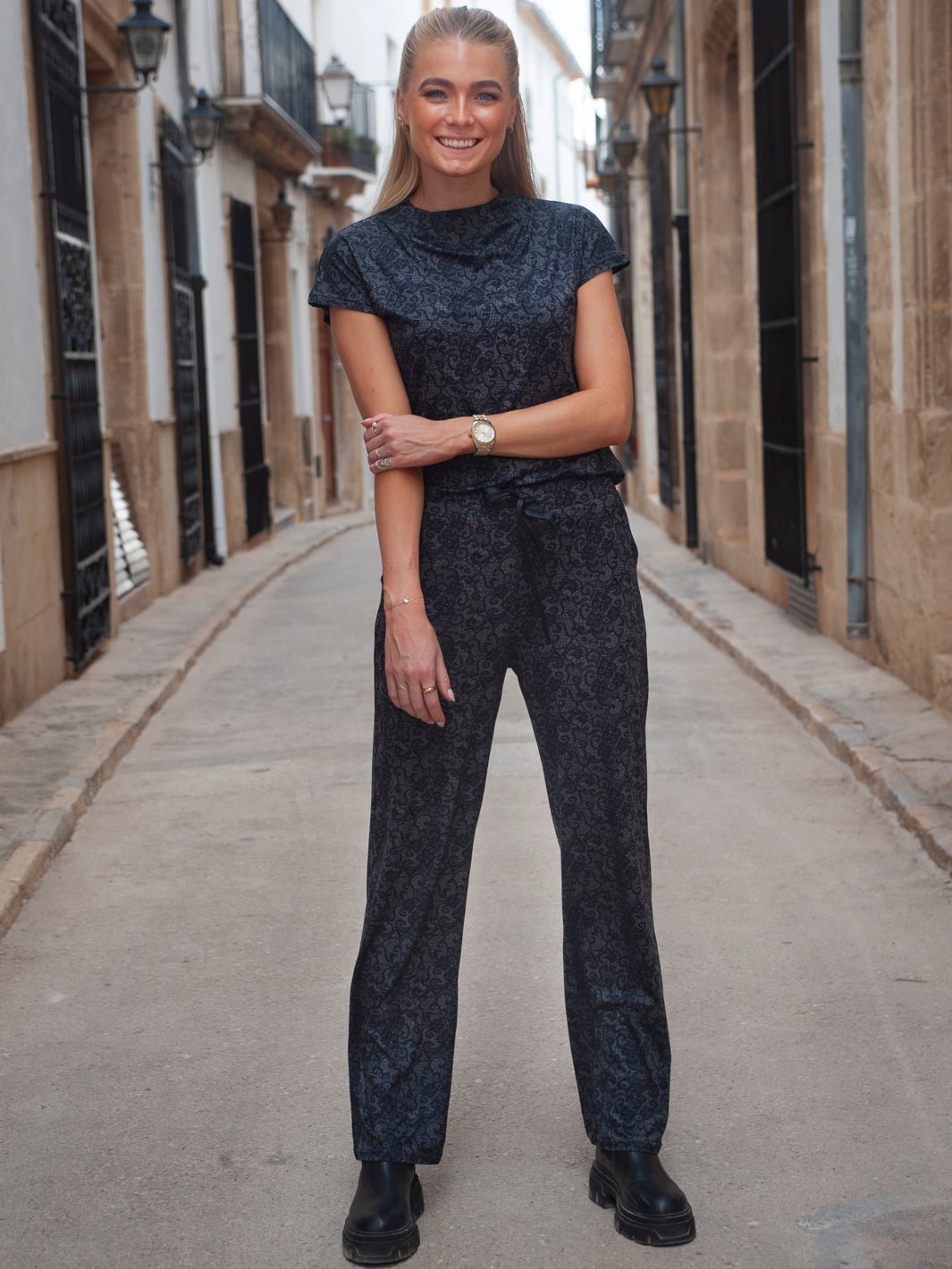 Liberté Alma wide pants black grey lace - Online - Mode