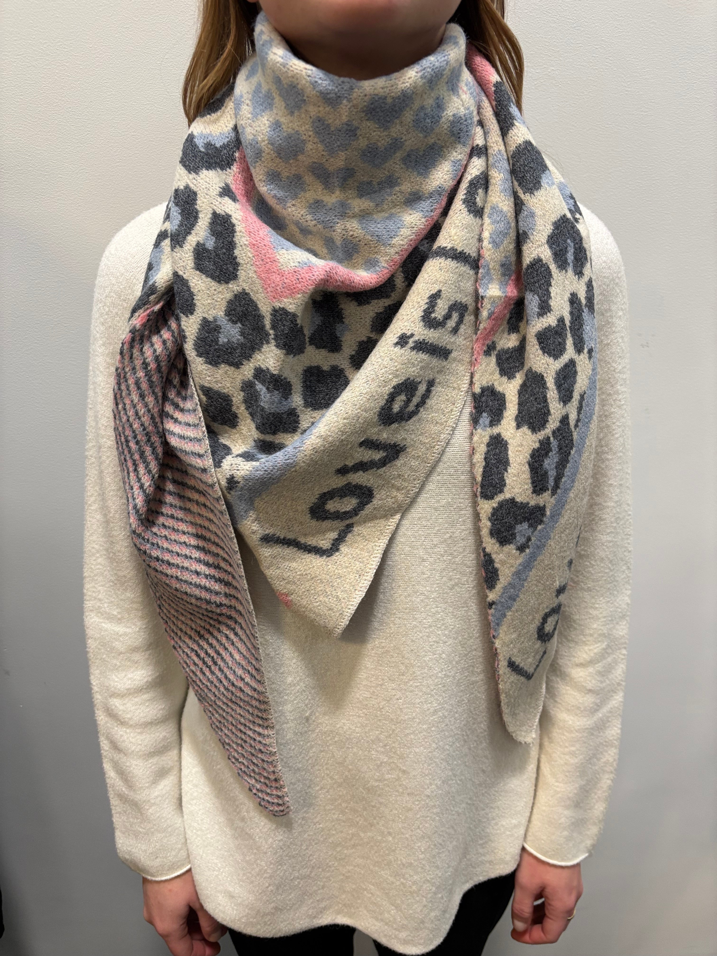 Marta du Chateau Clio scarf light blue/pink - Online - Mode