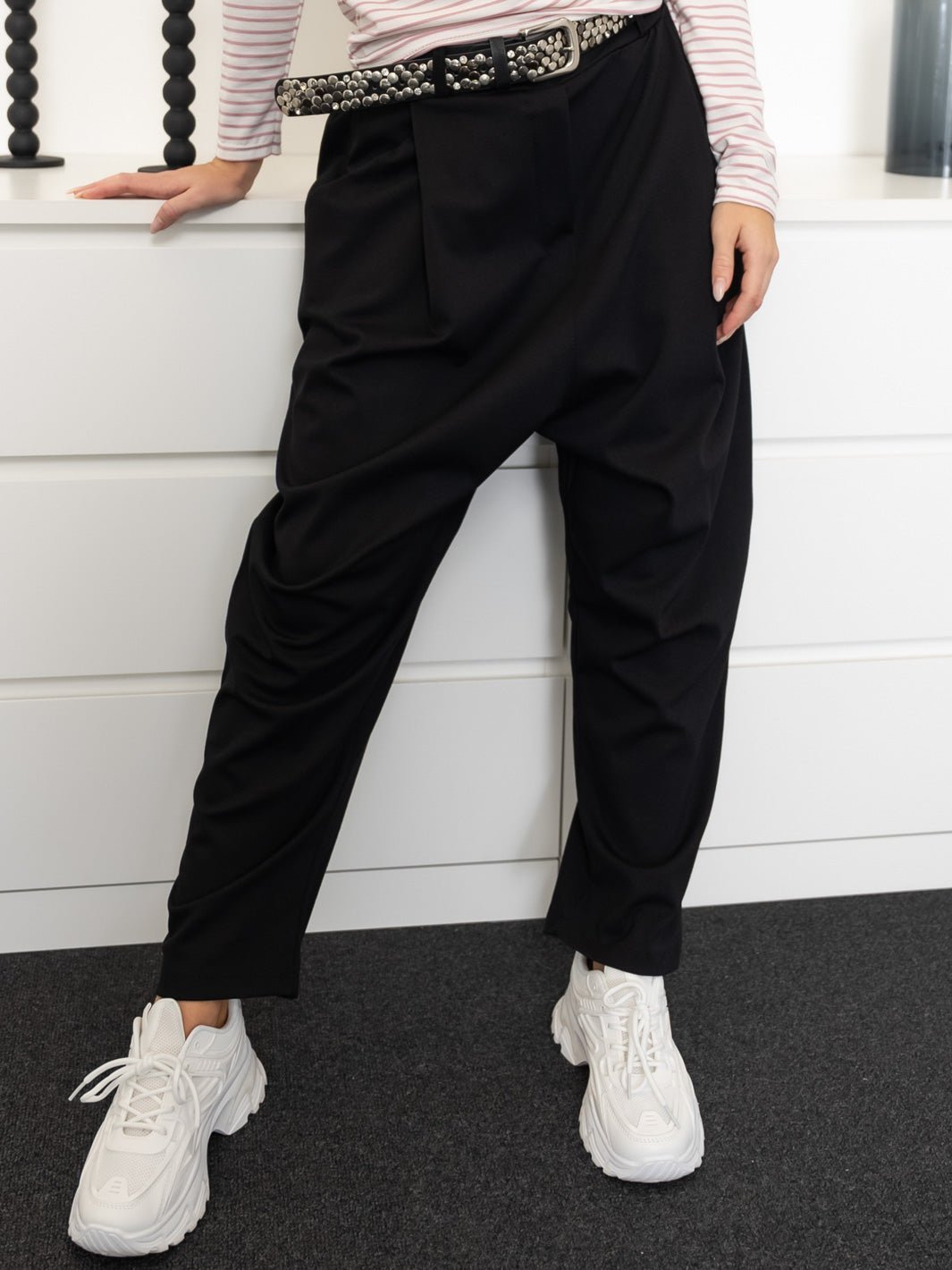 Marta du Chateau Sonya pants black - Online - Mode