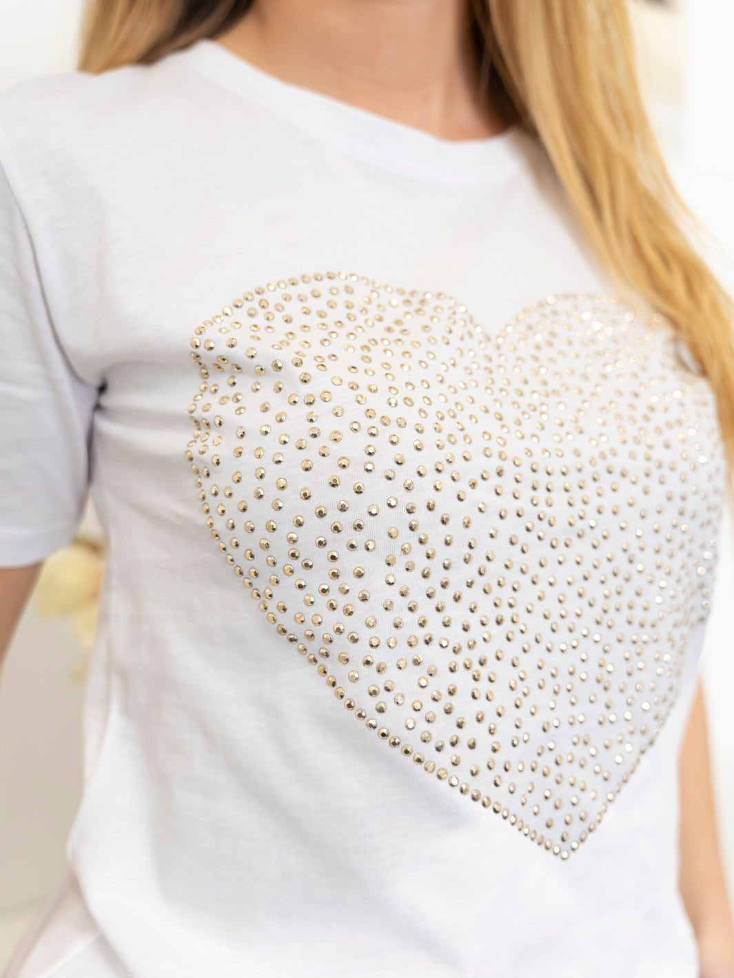All Week Guri heart stone t-shirt white with gold stone - Online-Mode