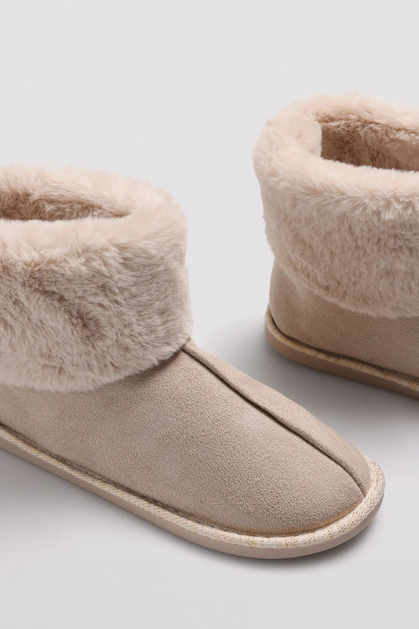 Arctic cozy high Slippers panacotta - Online - Mode