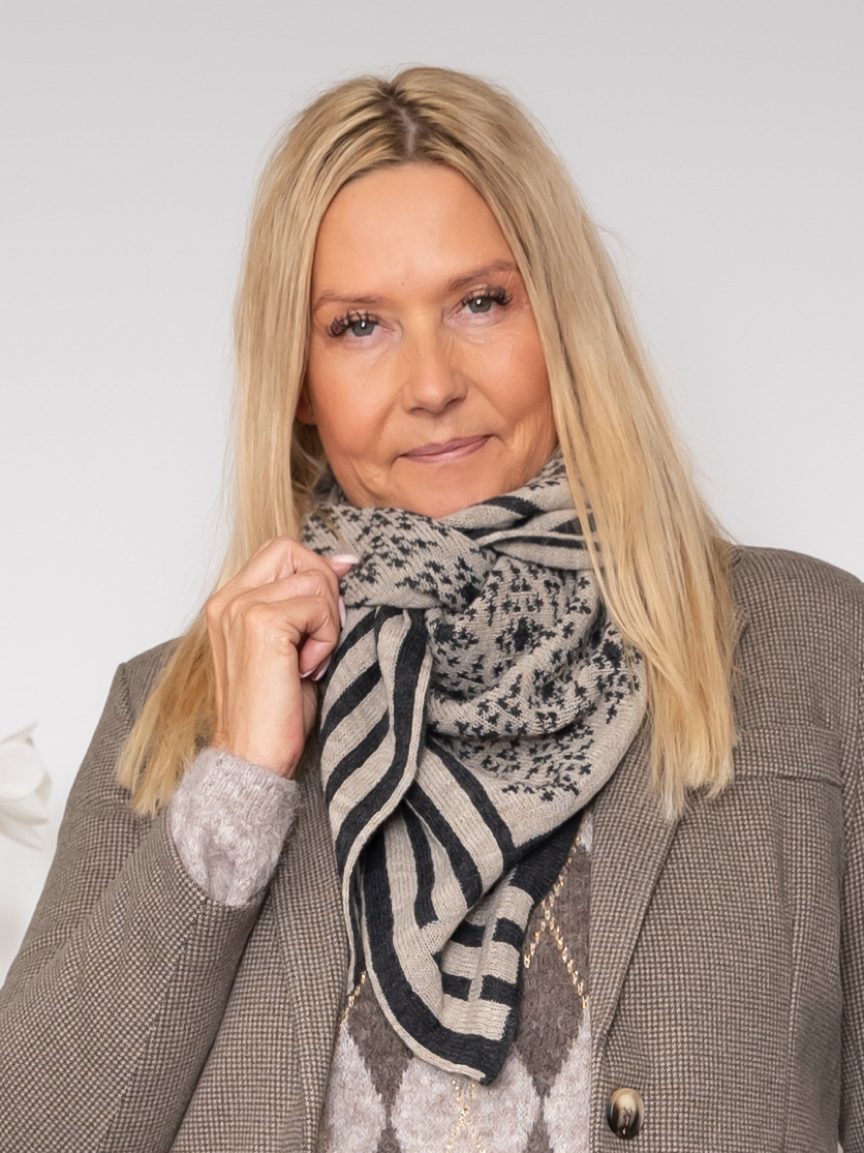 BC Bex triangle scarf asphalt - Online-Mode