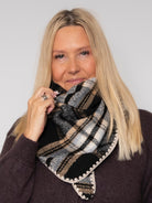 BC Leoni chequered scarf black - Online-Mode