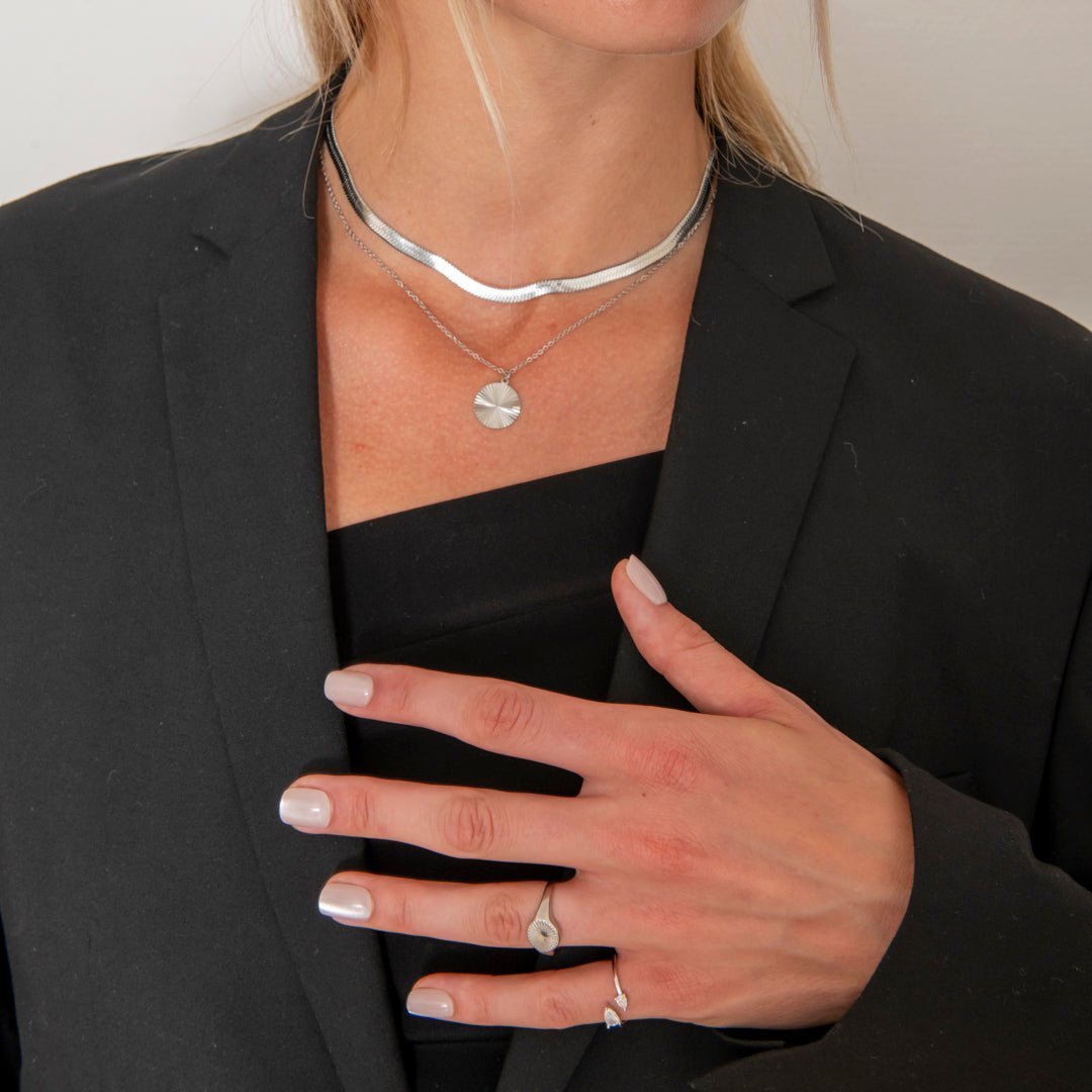 By Cara Sunbeam Rund Ring Sølvfarvet - Online-Mode