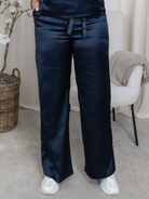 Continue Randi satin pants navy blue - Online - Mode