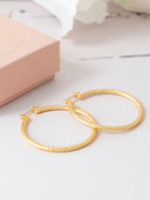 Friihof+Siig Golden Textured hoops forgyldt - Online - Mode