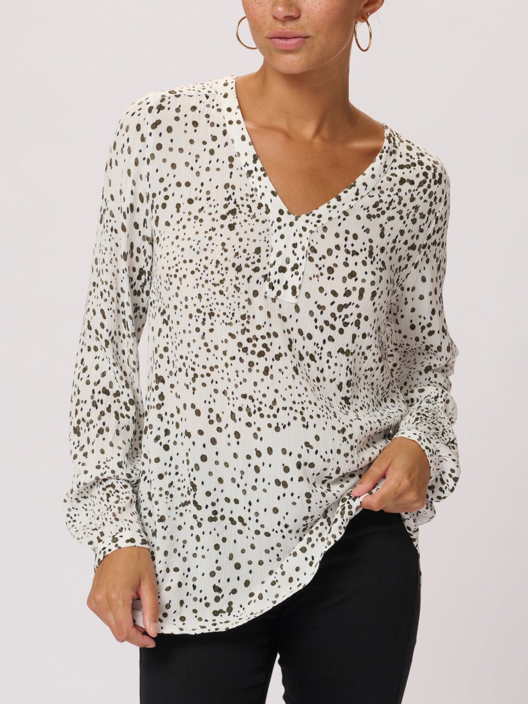 Kaffe KAdebra amber blouse LS chalk/green watercolor dots - Online - Mode