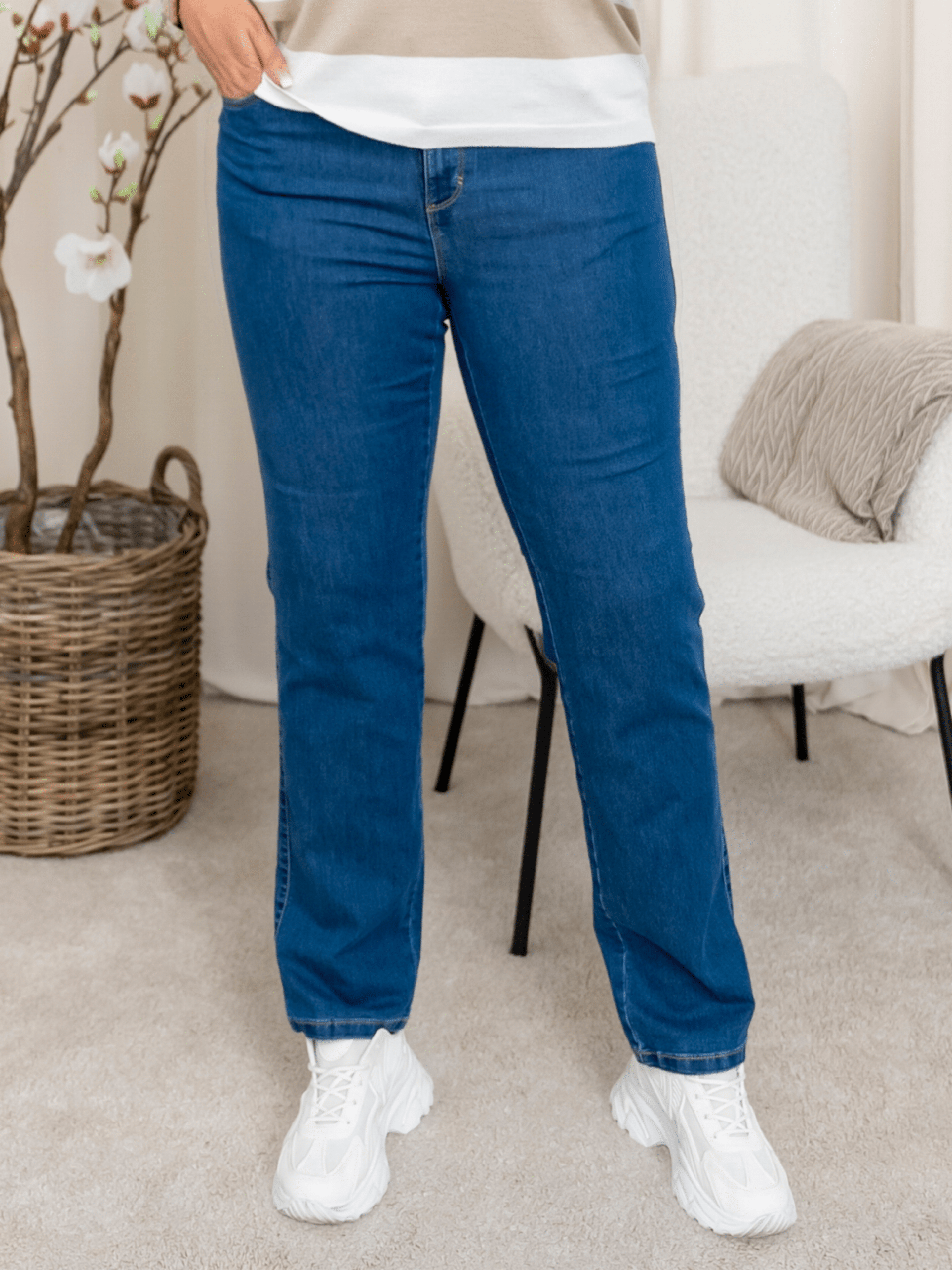 Kaffe KAvicky straight jeans medium blue wash - Online - Mode