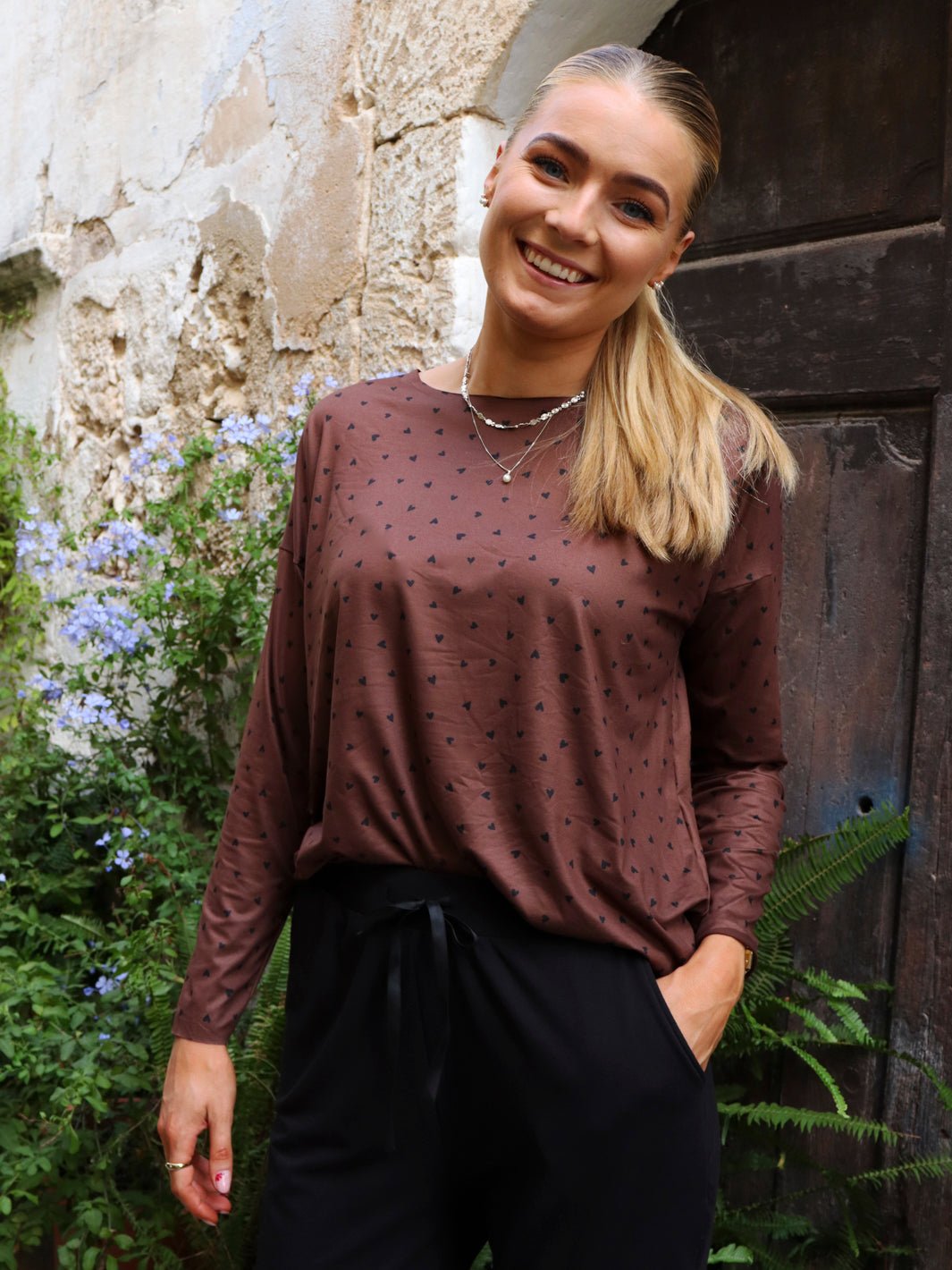 Liberté Alma LS top brown black heart - Online-Mode