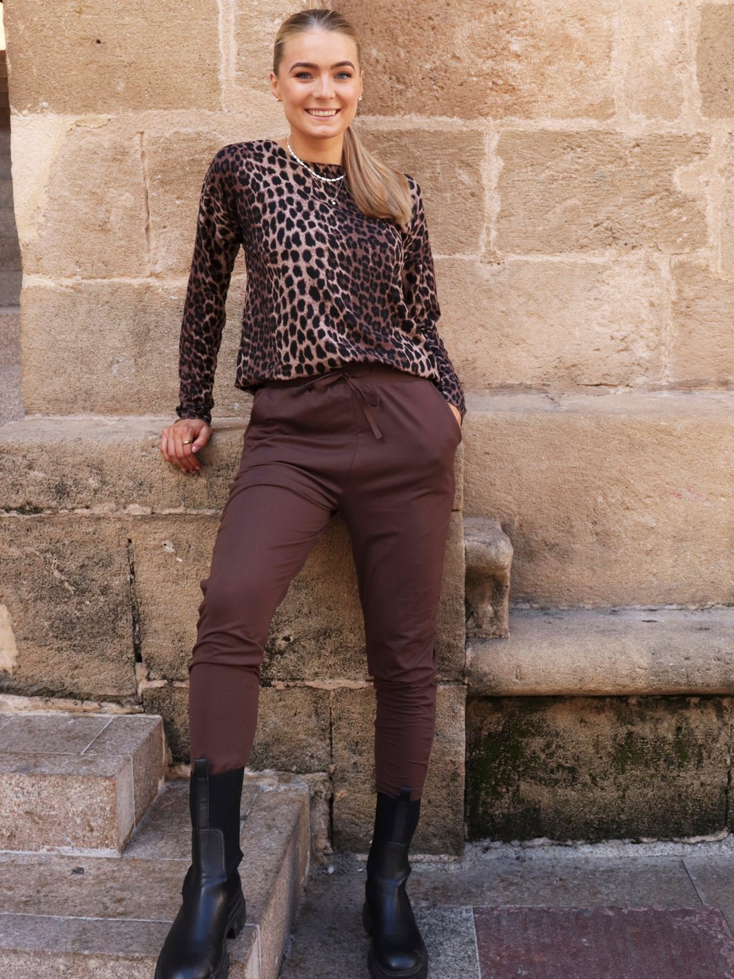 Liberté Alma pants fleece brown - Online-Mode