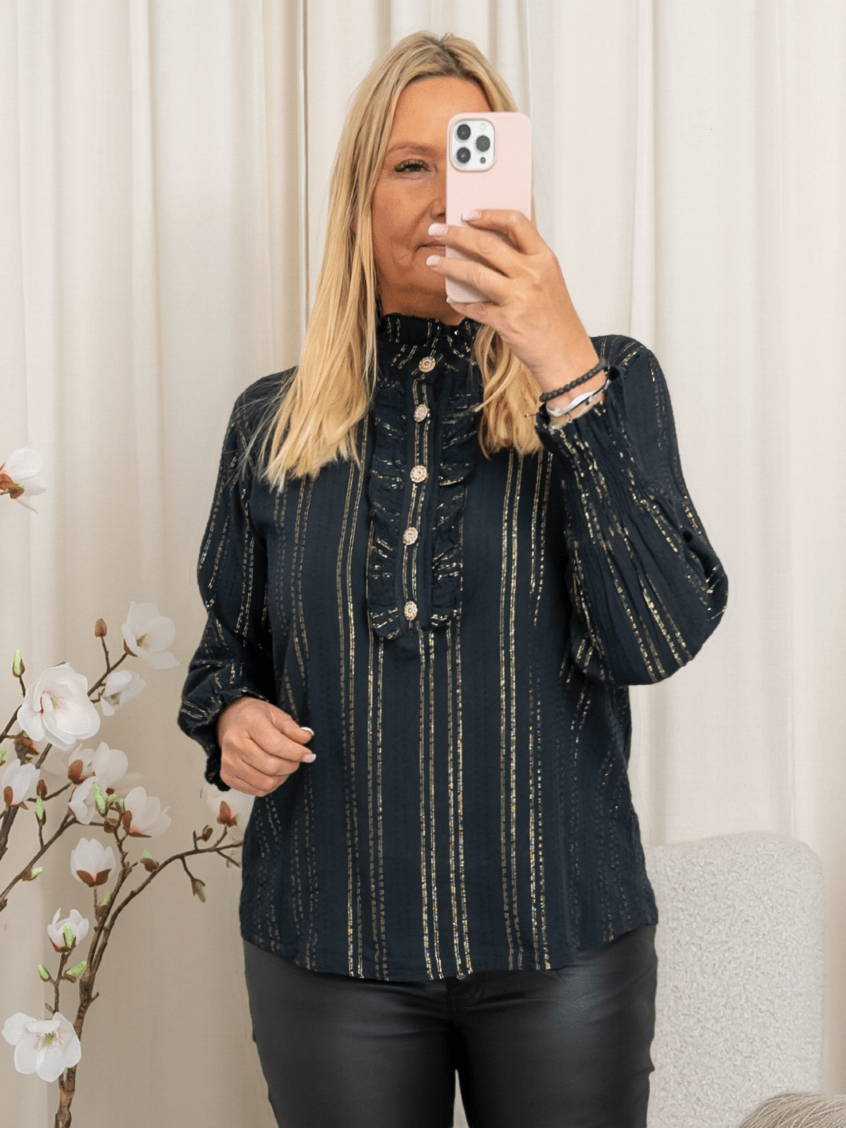 Marta du Chateau Blanche shirt black - Online - Mode