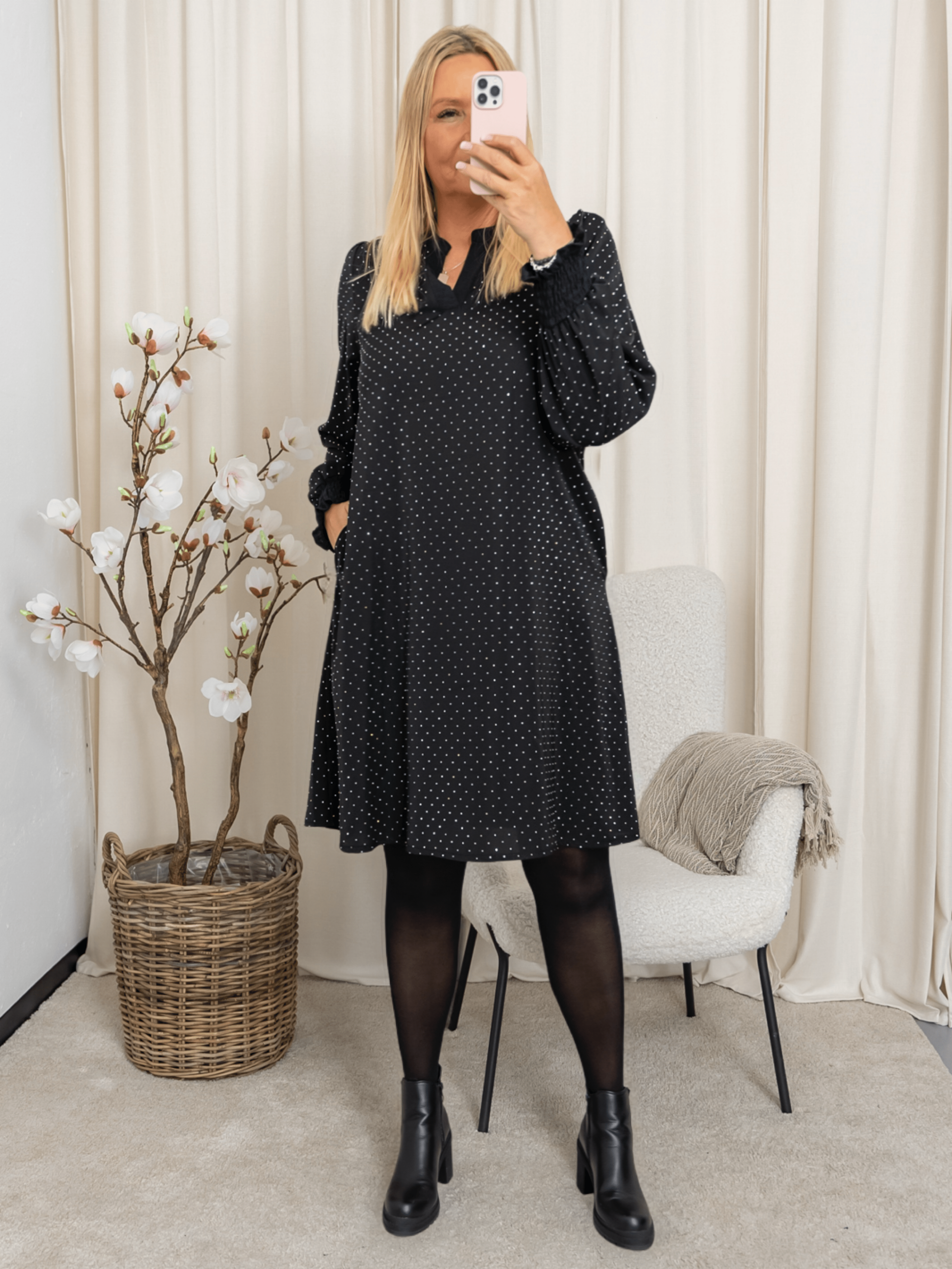 Marta du Chateau Cendrine dress black - Online - Mode