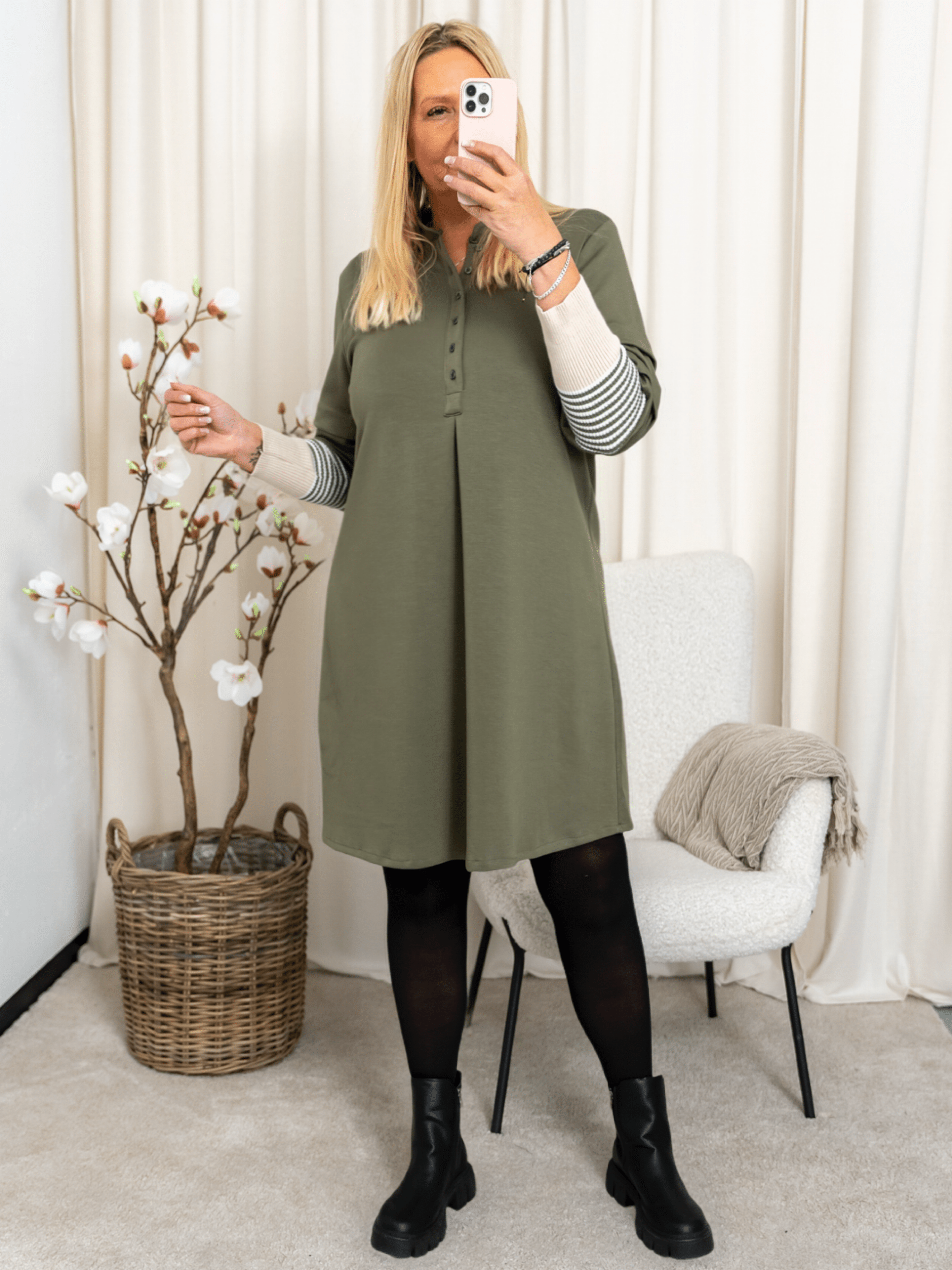 Marta du Chateau Cybele dress kaki - Online - Mode