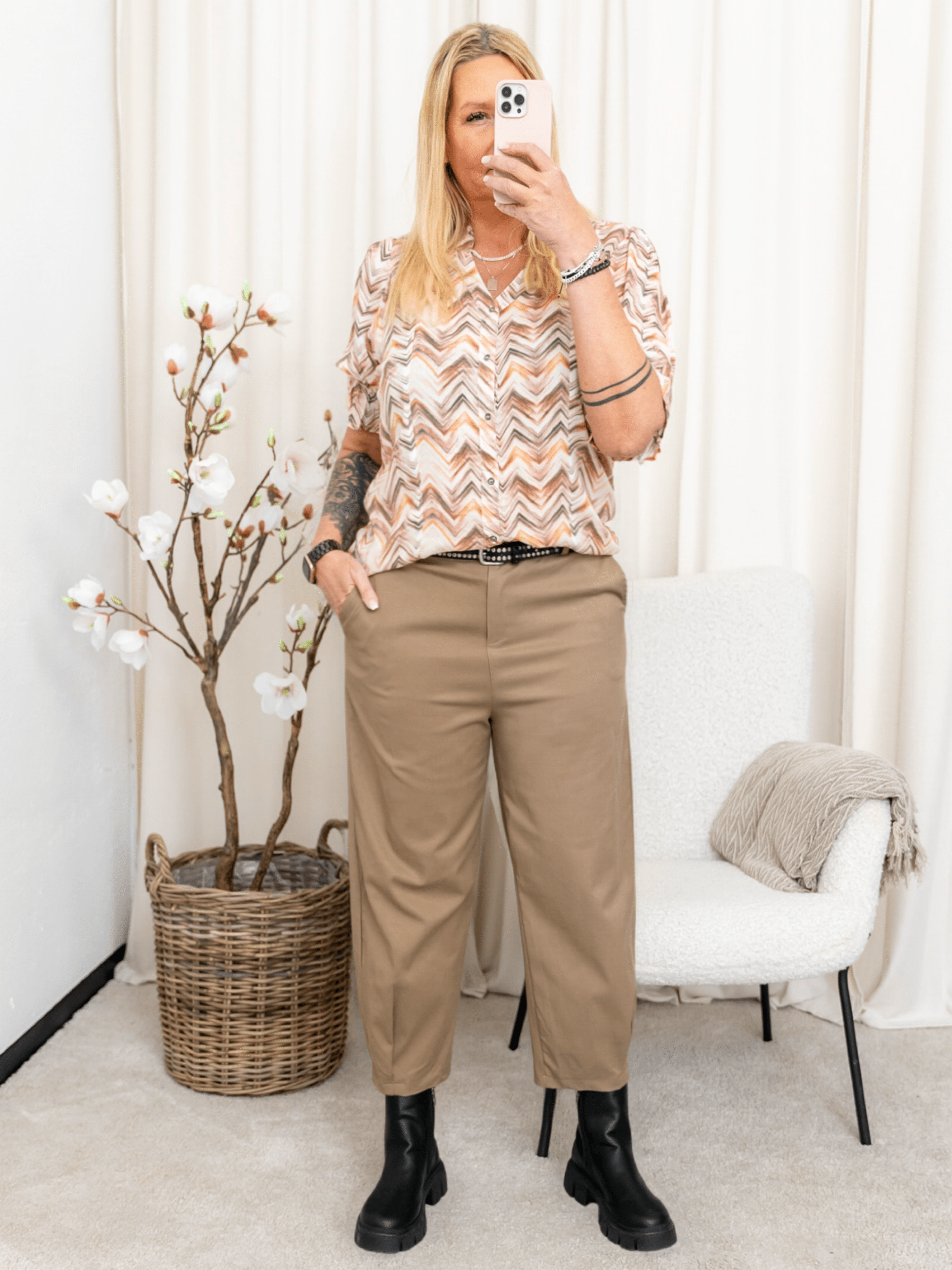 Marta du Chateau Lysiane pants desert taupe - Online - Mode