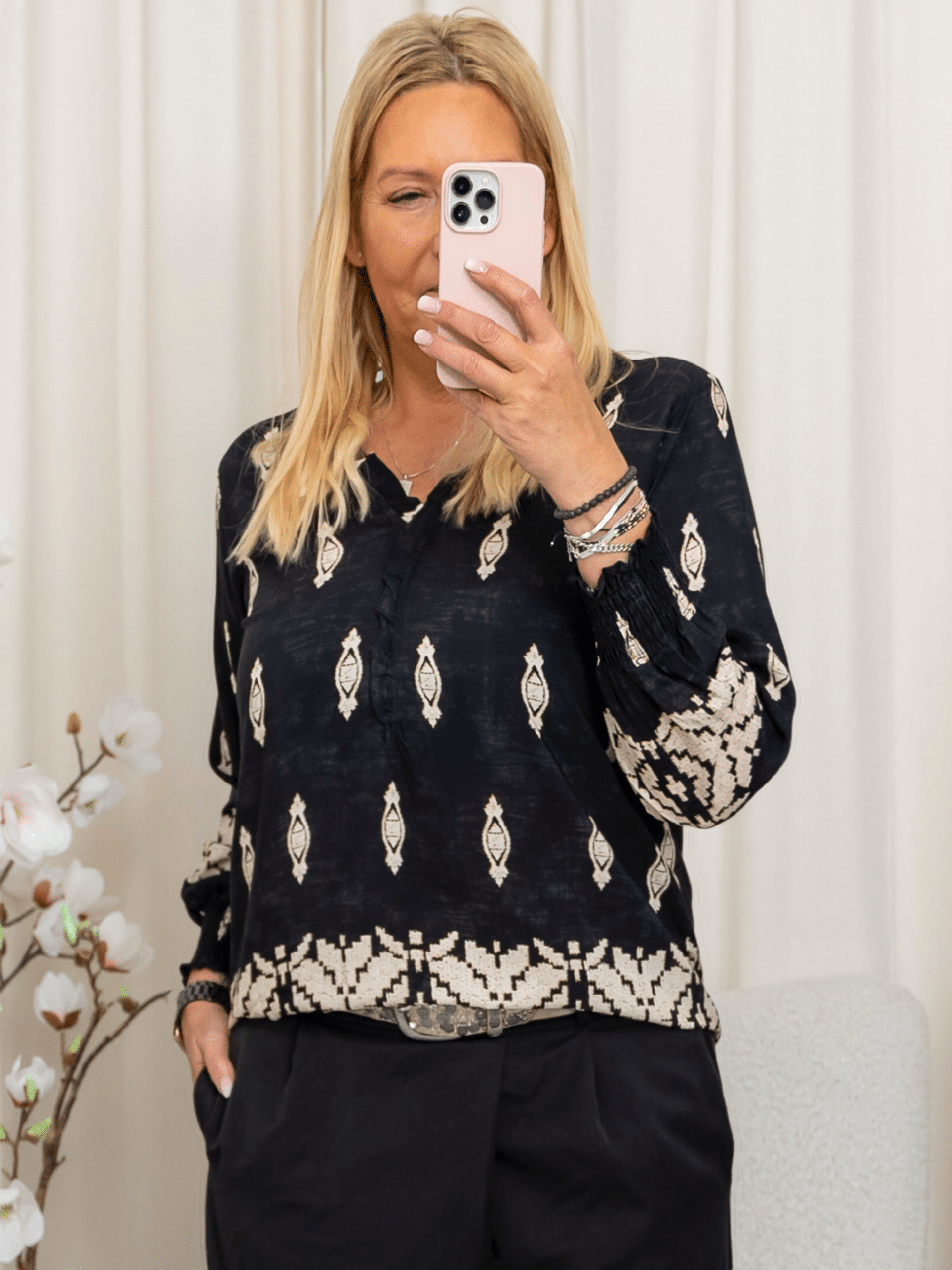 Marta du Chateau Mayra shirt nero 7308tpf - Online - Mode