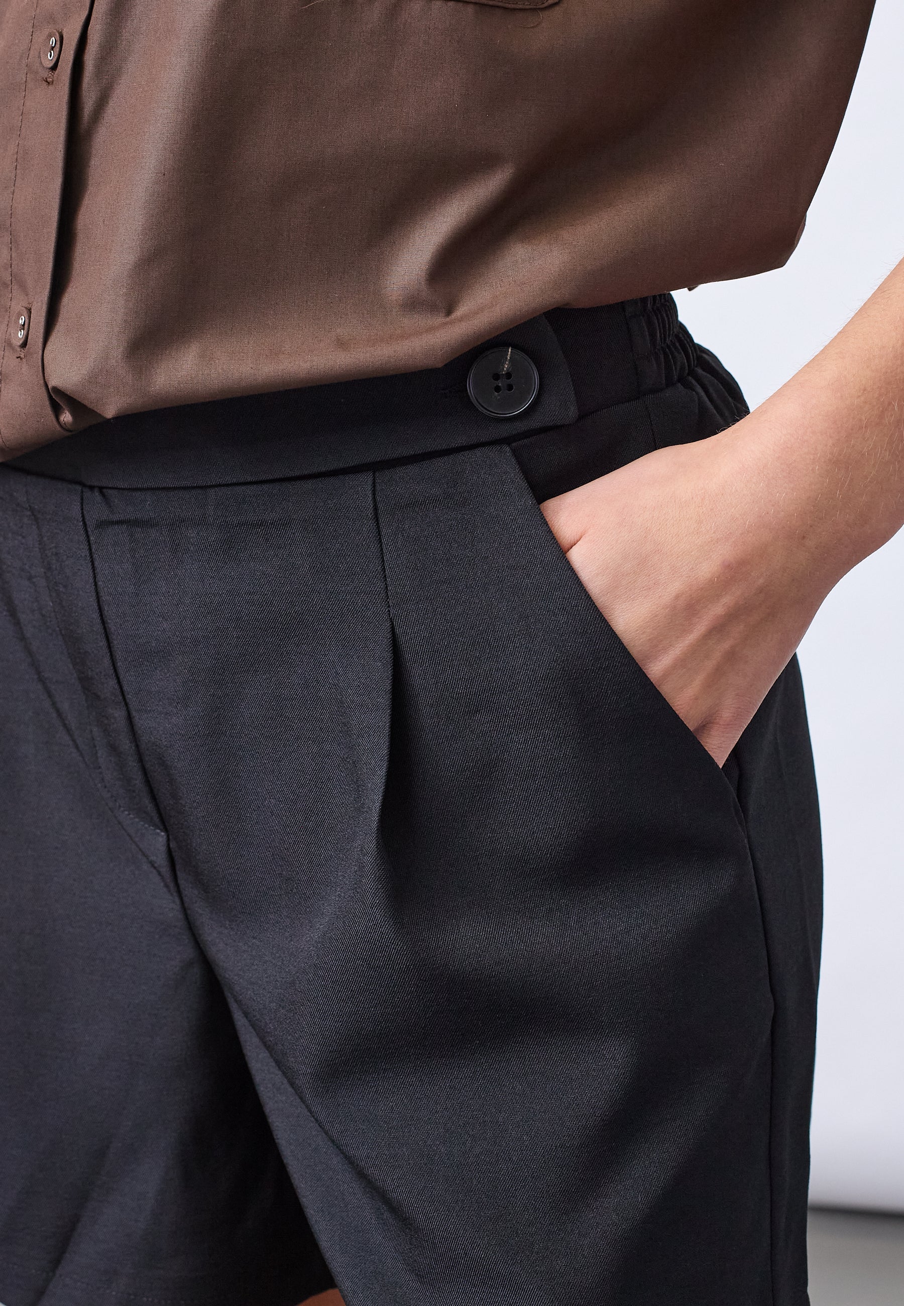 SP Viksa shorts black - Online-Mode