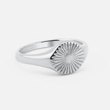 By Cara Sunbeam Rund Ring Sølvfarvet