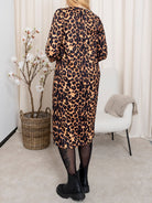 Vilma dress brown leo - Online - Mode