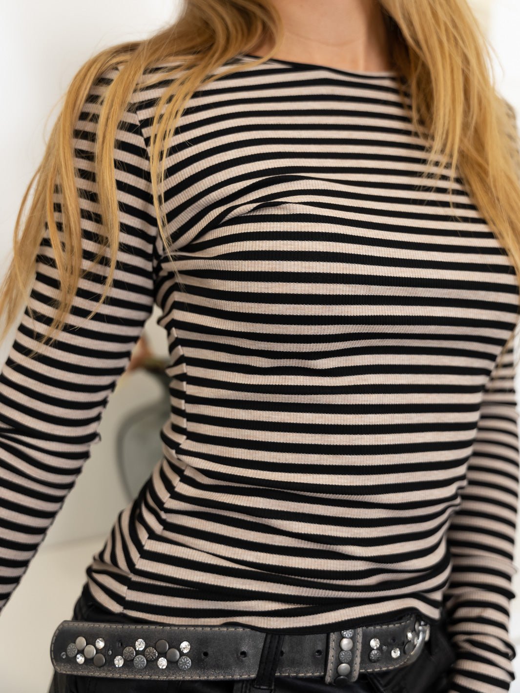 Liberté Natalia LS round neck bluse sesame black stripe - Online-Mode
