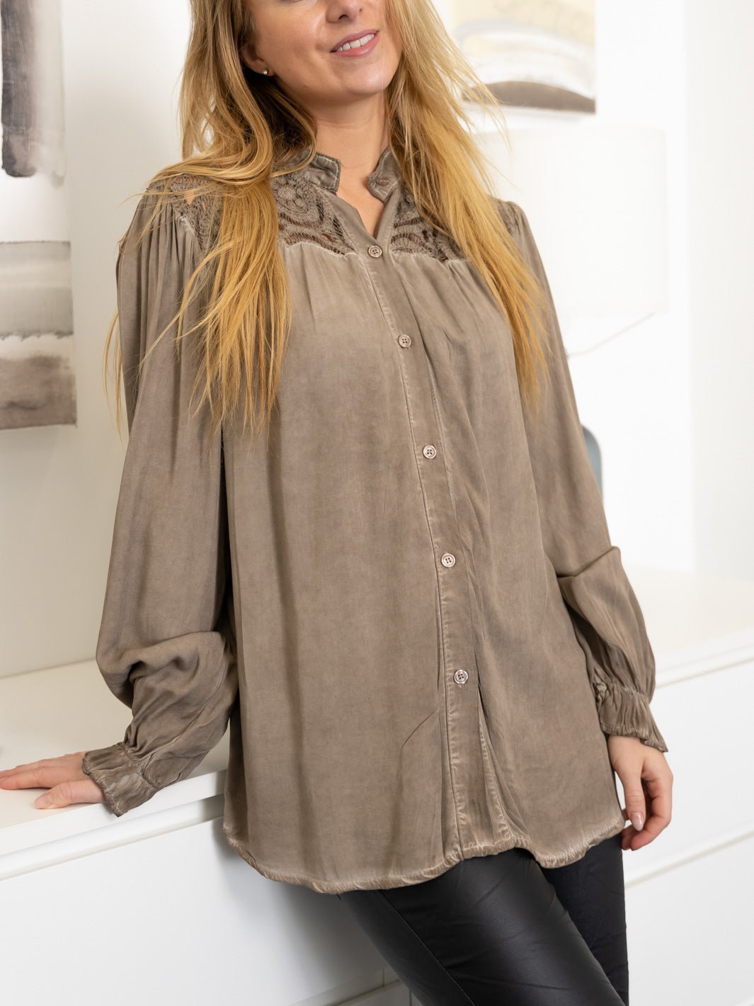 Marta du Chateau Jacklyn shirt fango - Online-Mode