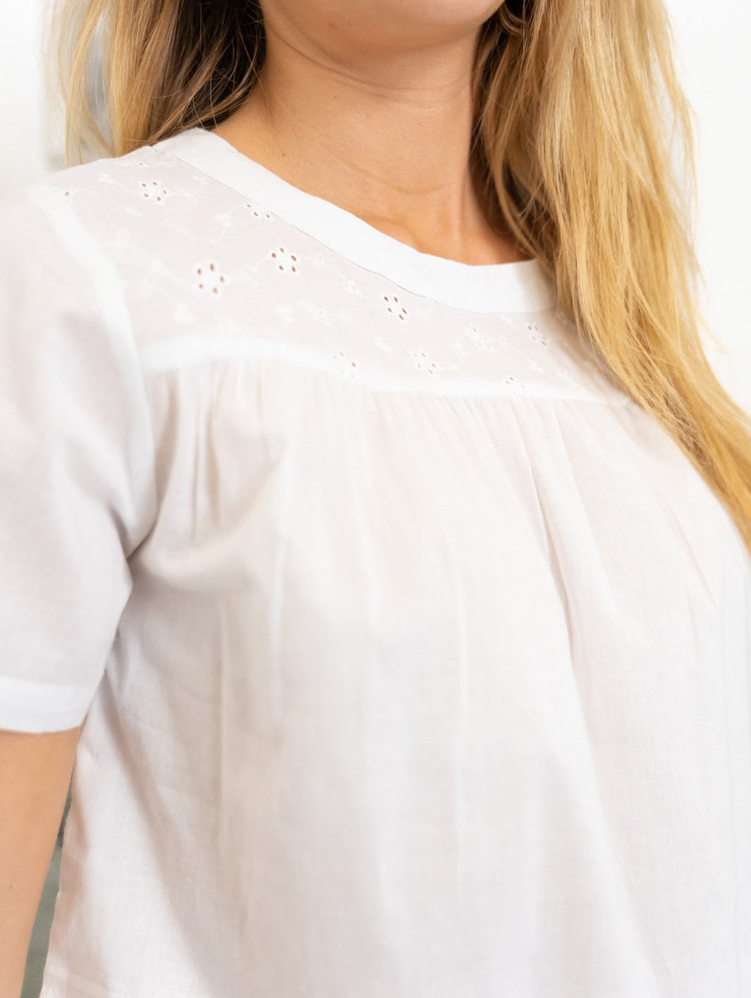 Trina t-shirt white - Online-Mode